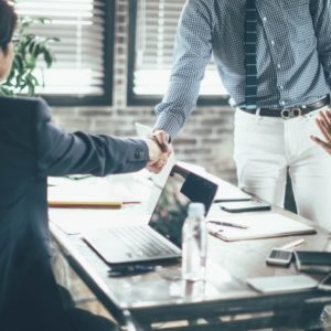 「先方」の意味とビジネスでの使い方!敬語?「先方様」は正しい?気になることまとめ! | Business Life Magazine